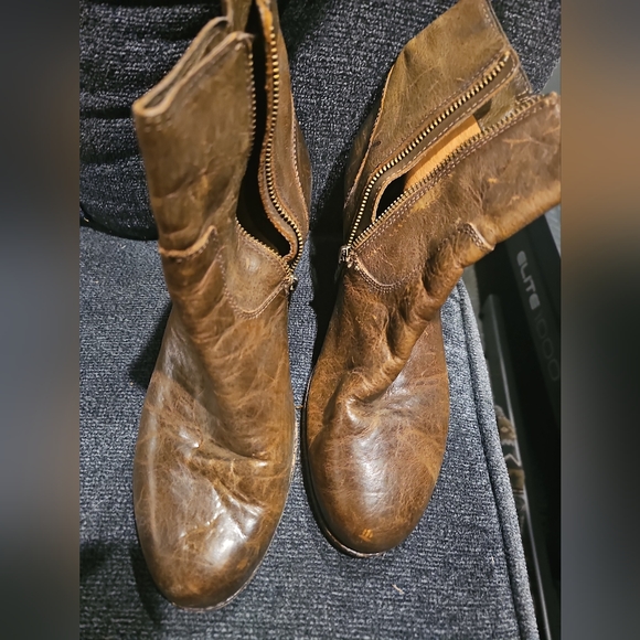 Frye boots - Picture 4 of 4